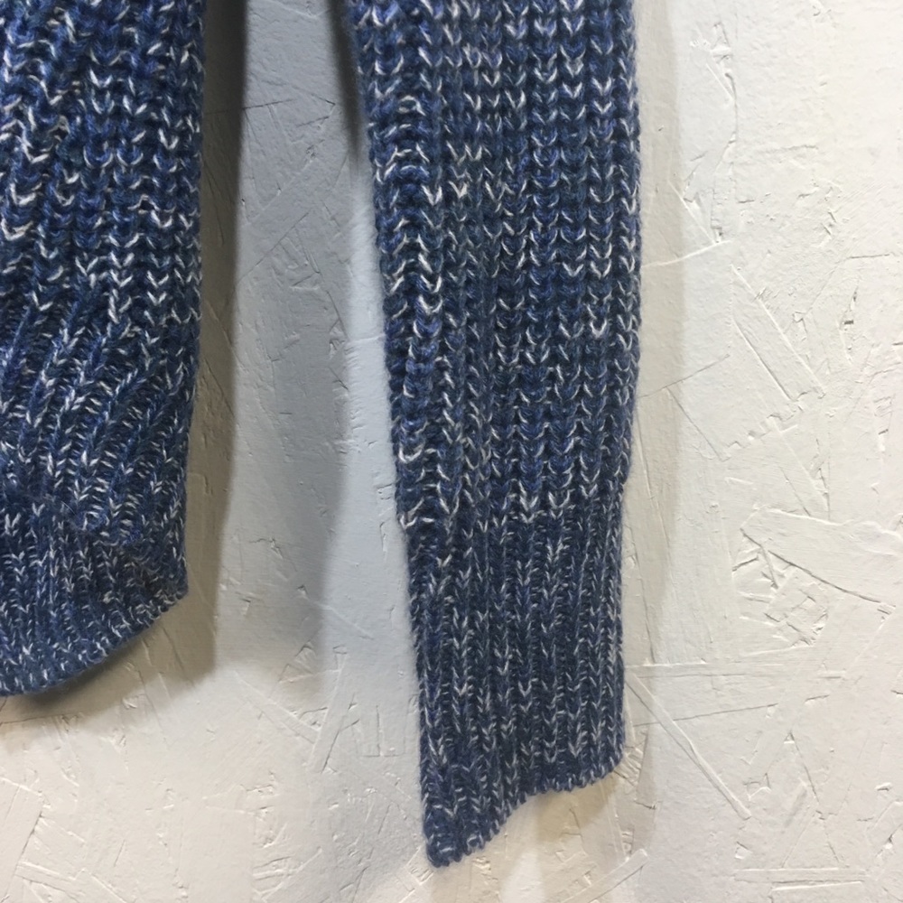 American Rag Sweater Top - Picture 7 of 8